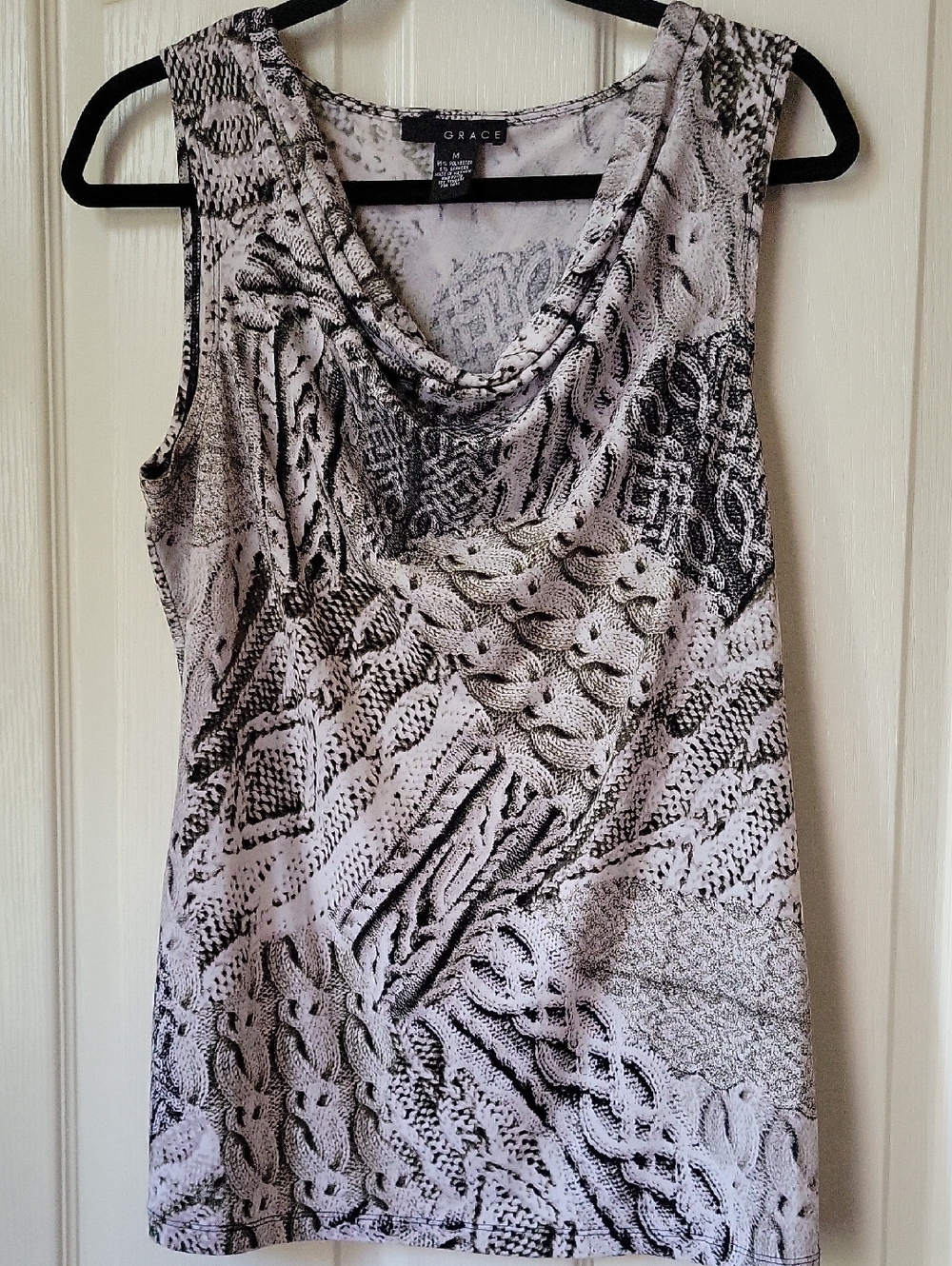 Grace Black and White Abstract Cable-Knit Print Tank